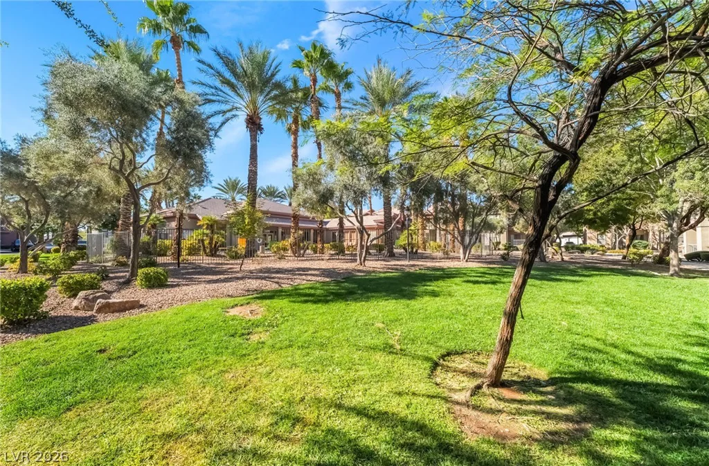 8000 Badura, Las Vegas, NV 89113