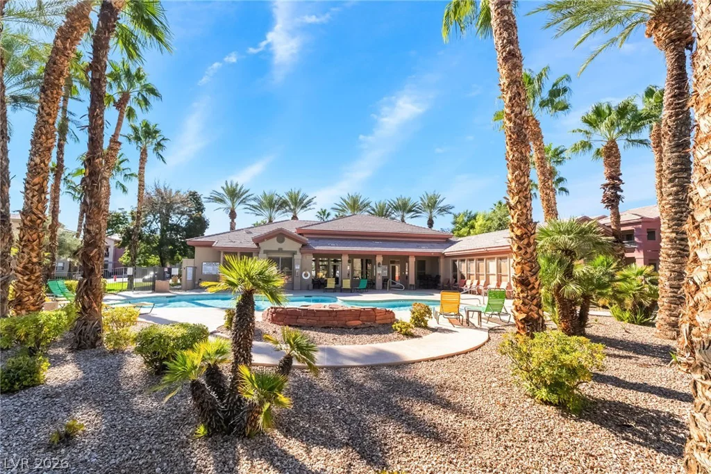 8000 Badura, Las Vegas, NV 89113