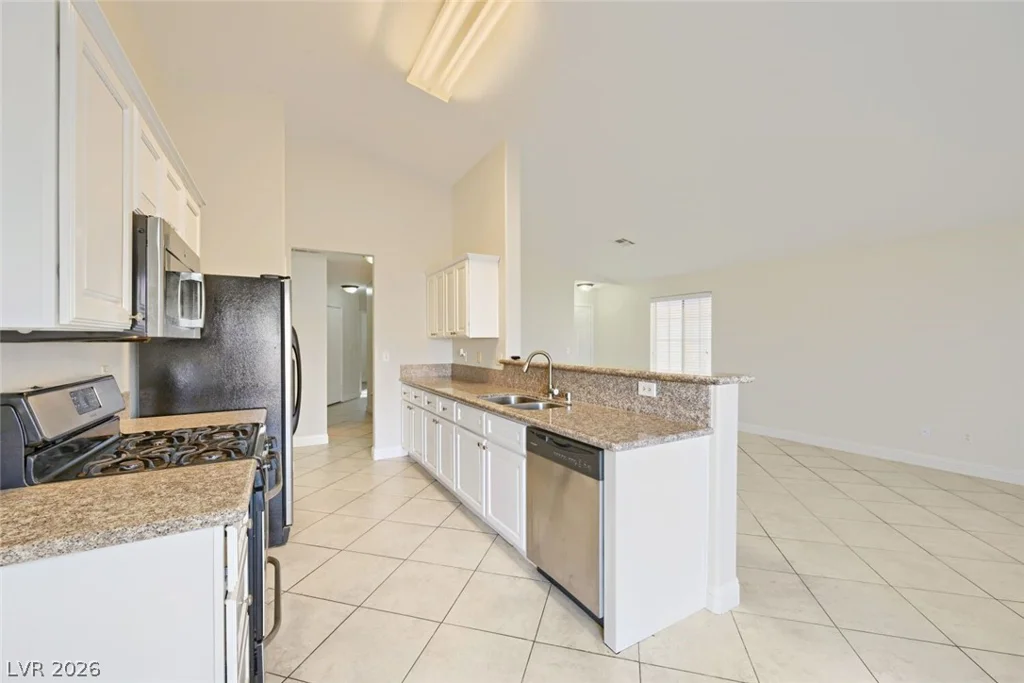 5519 Los Lobos, North Las Vegas, NV 89031
