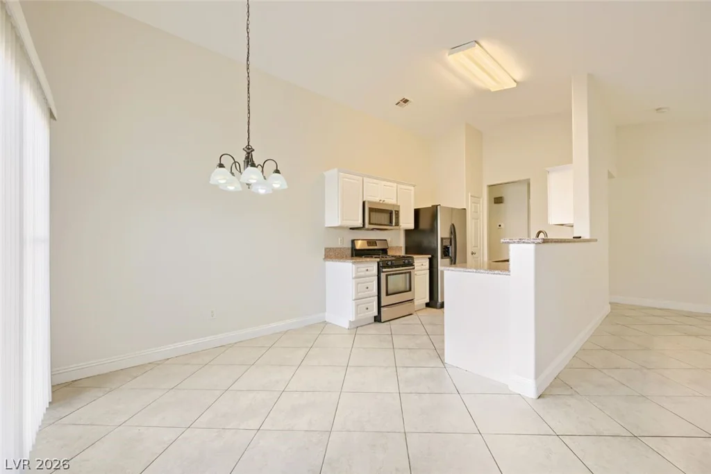 5519 Los Lobos, North Las Vegas, NV 89031