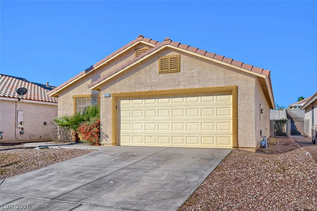 5519 Los Lobos, North Las Vegas, NV 89031
