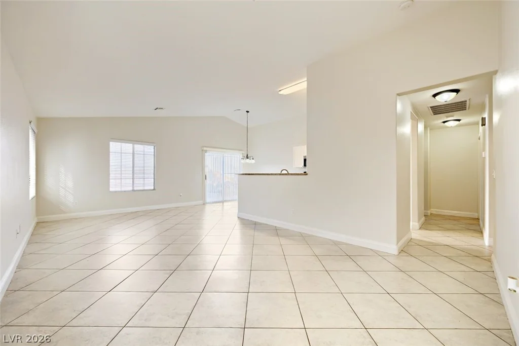 5519 Los Lobos, North Las Vegas, NV 89031
