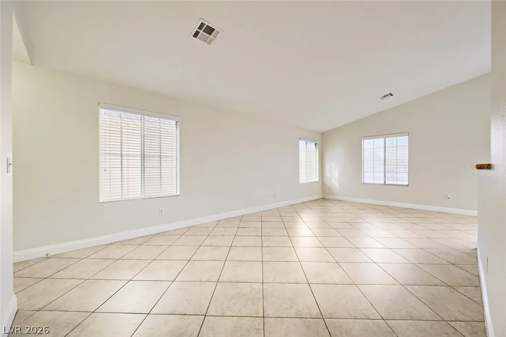 5519 Los Lobos, North Las Vegas, NV 89031