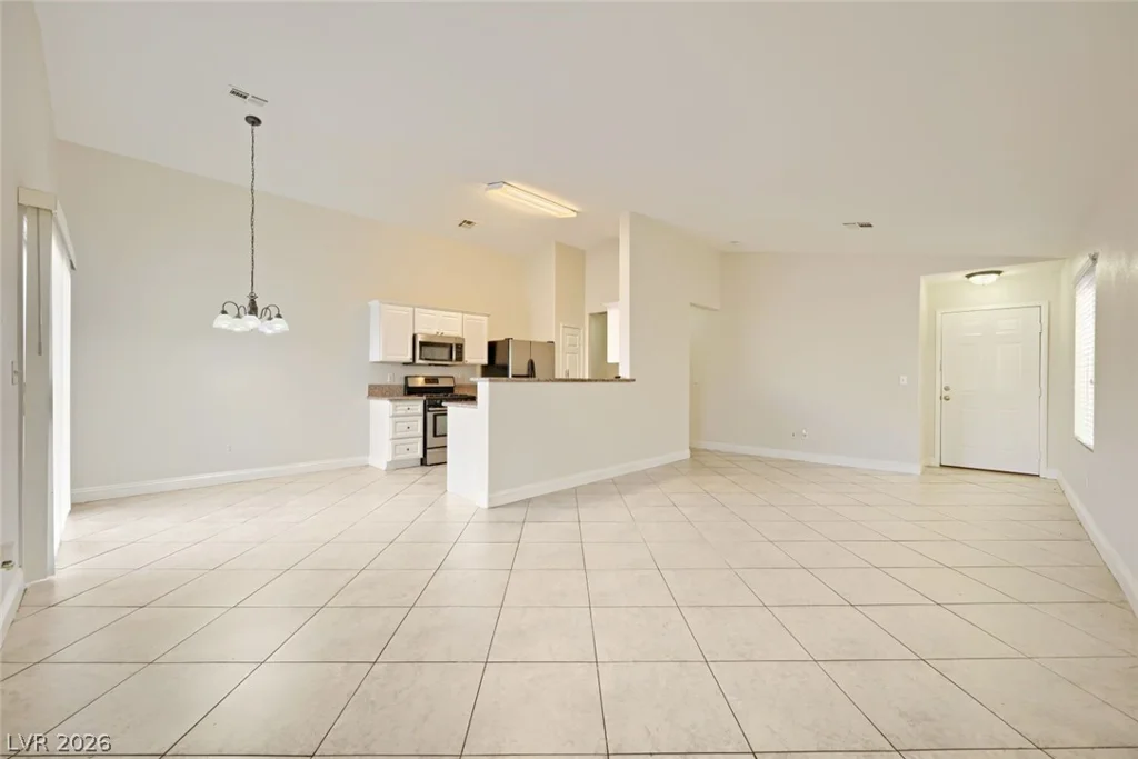 5519 Los Lobos, North Las Vegas, NV 89031