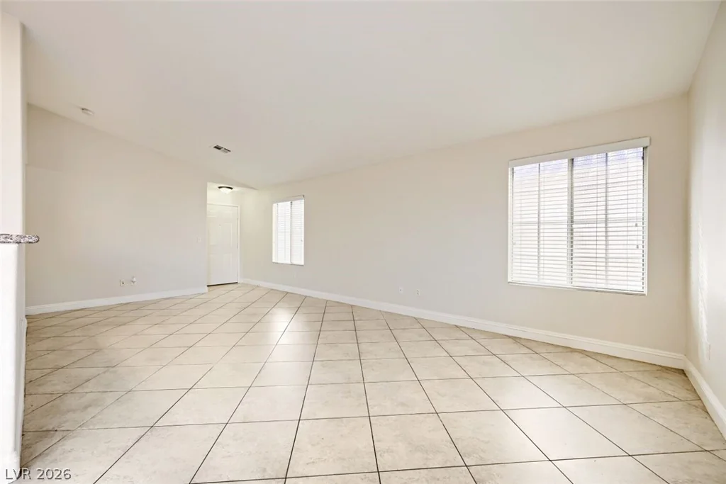5519 Los Lobos, North Las Vegas, NV 89031