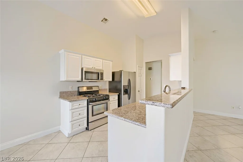 5519 Los Lobos, North Las Vegas, NV 89031