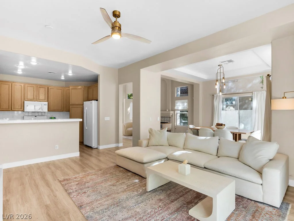 9201 Eagle Ridge, Las Vegas, NV 89134