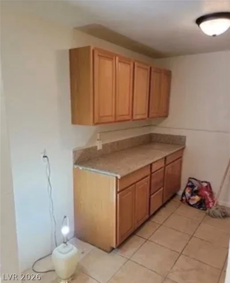2417 Saint George, North Las Vegas, NV 89030