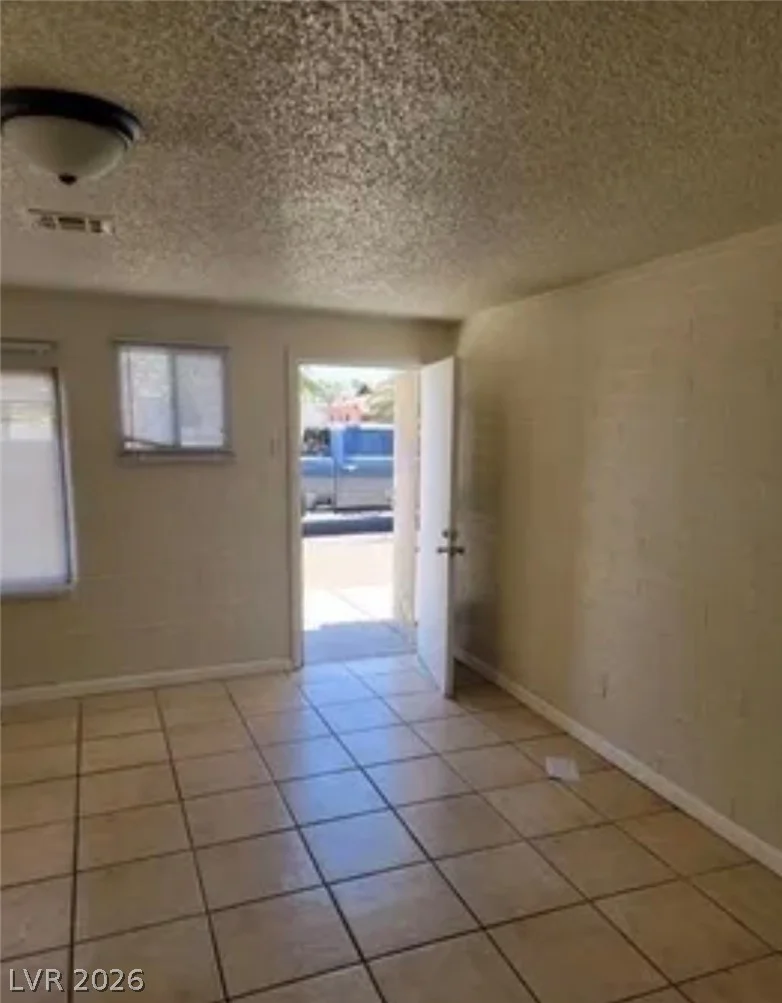 2417 Saint George, North Las Vegas, NV 89030