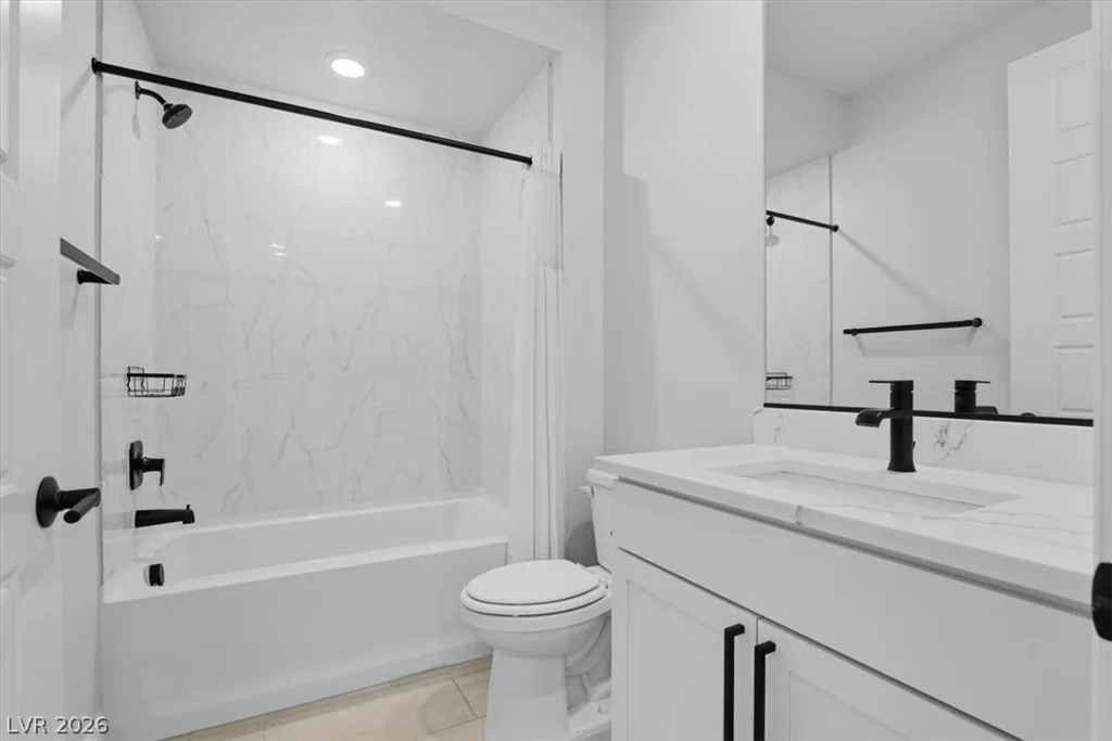 58 Lake Bluff, Henderson, NV 89011