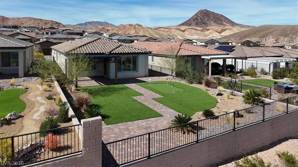 58 Lake Bluff, Henderson, NV 89011