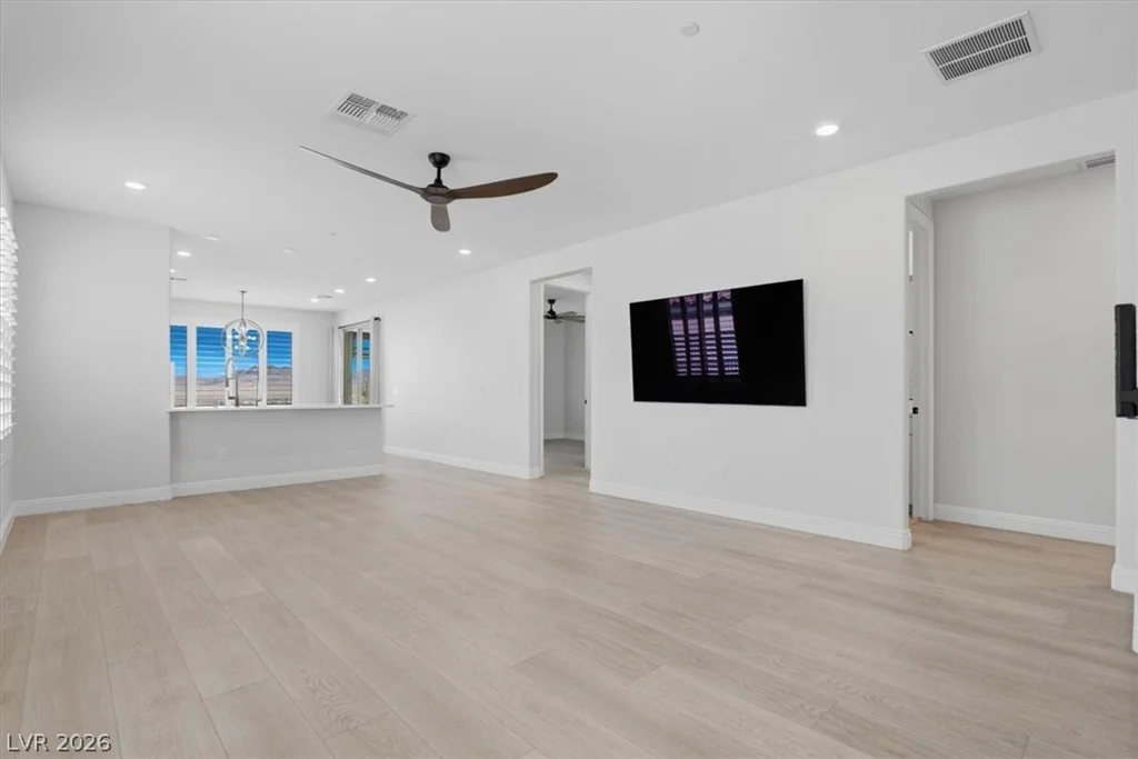 58 Lake Bluff, Henderson, NV 89011