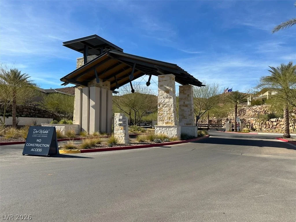 58 Lake Bluff, Henderson, NV 89011