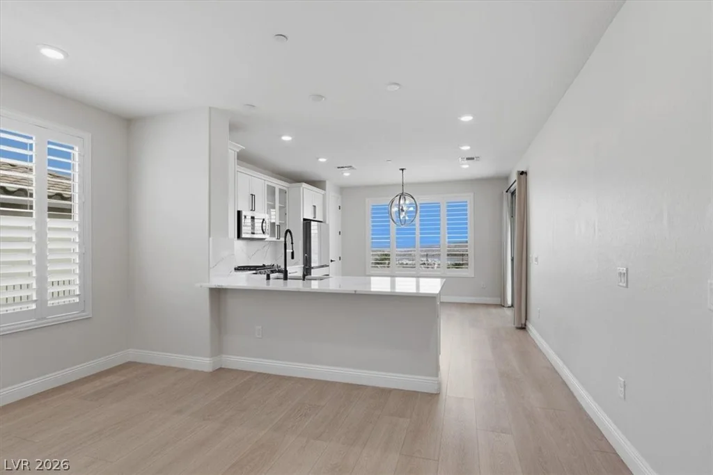 58 Lake Bluff, Henderson, NV 89011