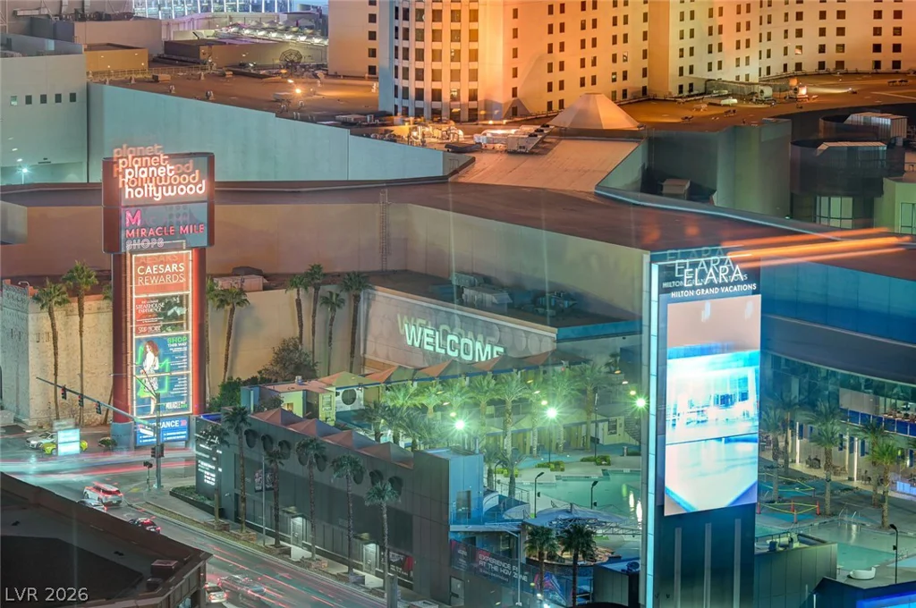 135 Harmon, Las Vegas, NV 89109