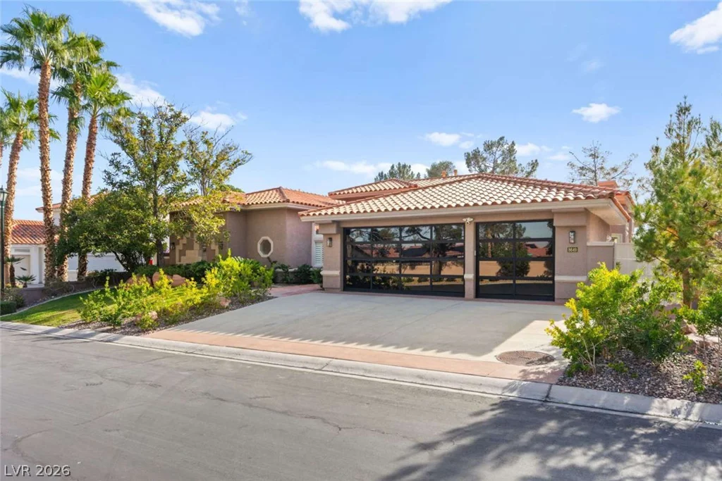 8649 Robinson Ridge, Las Vegas, NV 89117