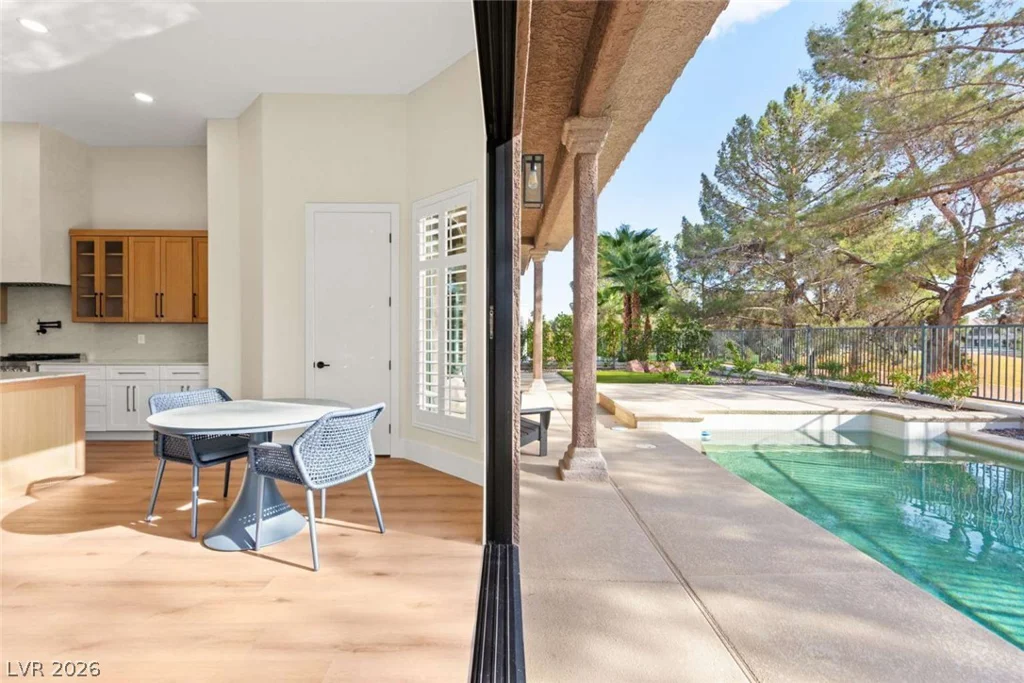 8649 Robinson Ridge, Las Vegas, NV 89117
