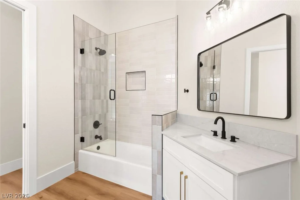 8649 Robinson Ridge, Las Vegas, NV 89117
