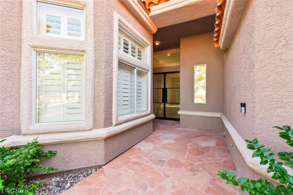 8649 Robinson Ridge, Las Vegas, NV 89117