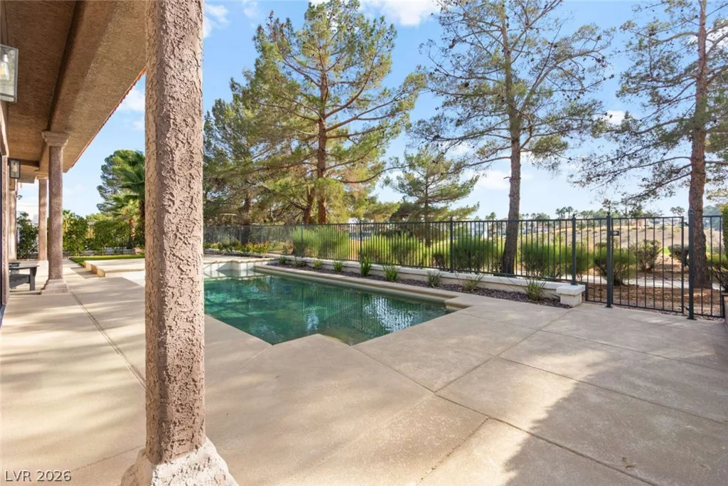 8649 Robinson Ridge, Las Vegas, NV 89117