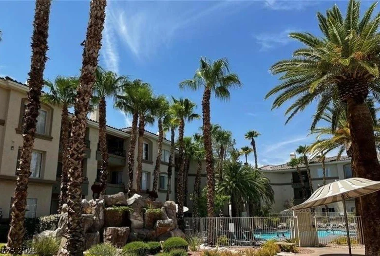 7107 Durango, Las Vegas, NV 89113