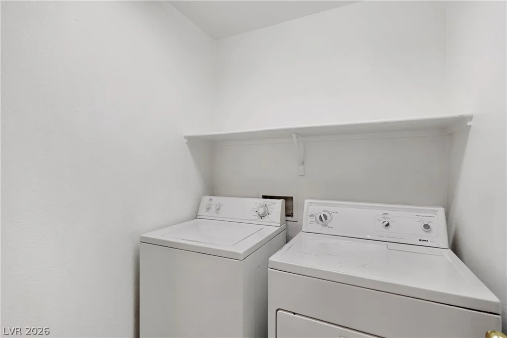 4961 Secret Rock, Las Vegas, NV 89122