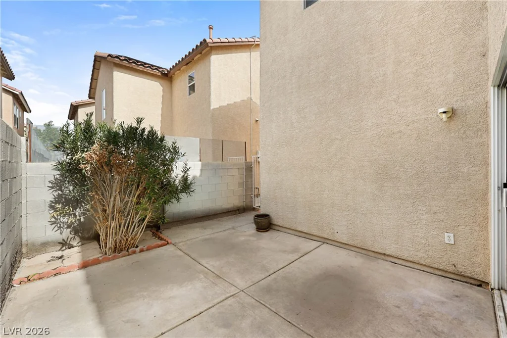 4961 Secret Rock, Las Vegas, NV 89122