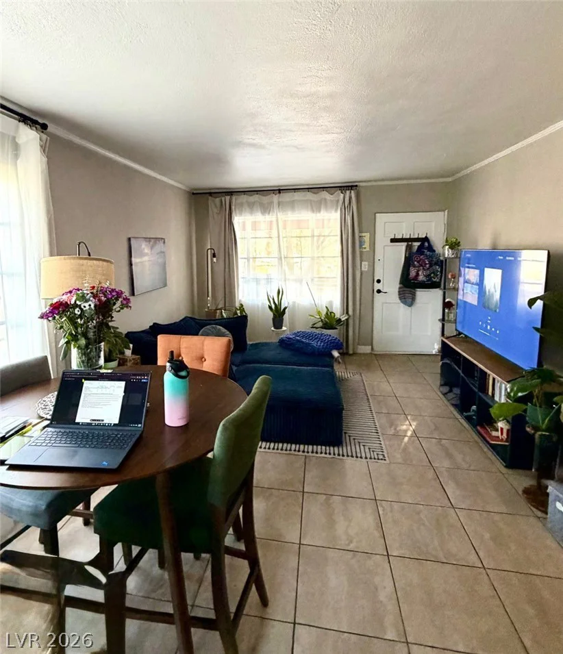 1622 Thelma, Las Vegas, NV 89104