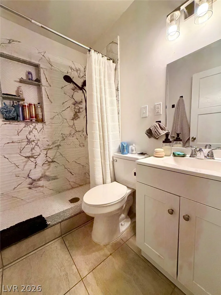 1622 Thelma, Las Vegas, NV 89104