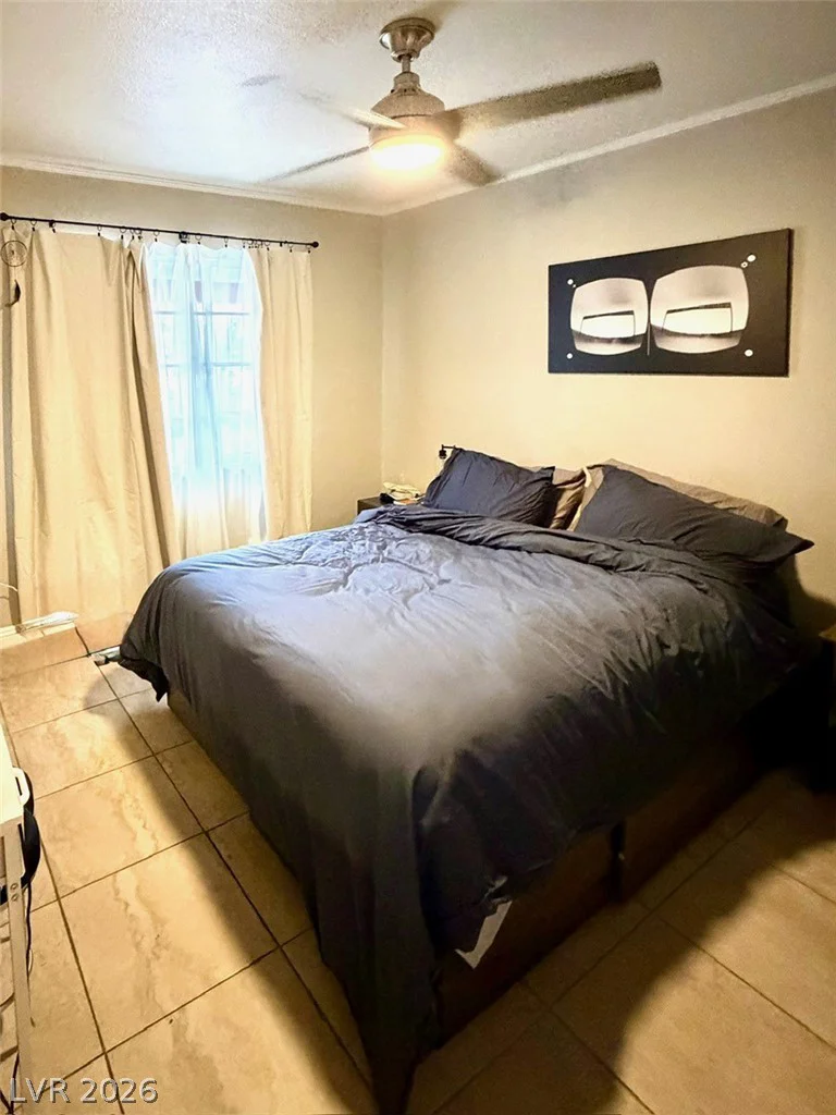 1622 Thelma, Las Vegas, NV 89104