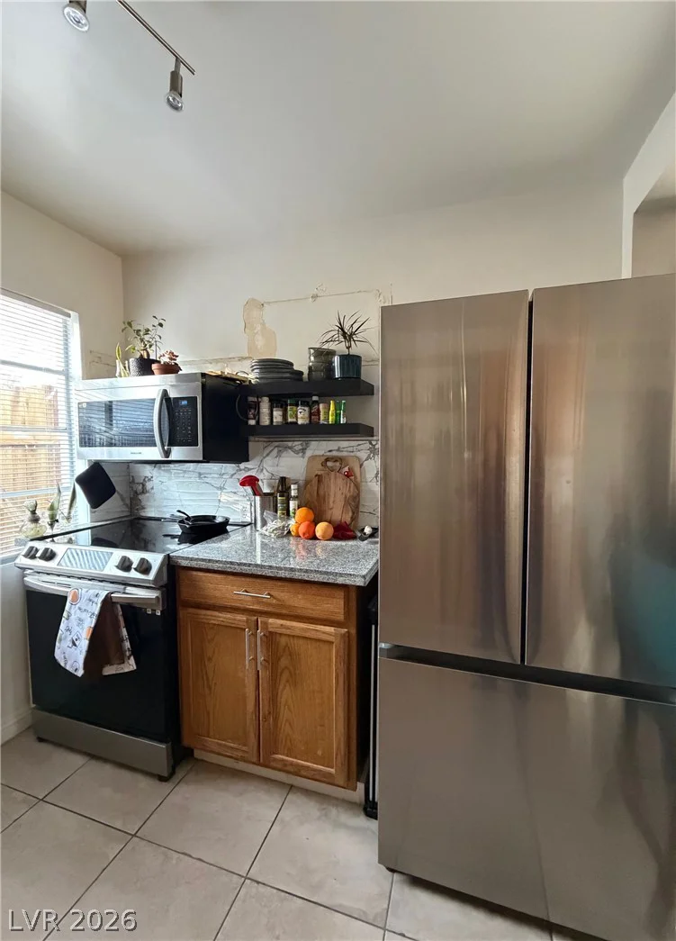 1622 Thelma, Las Vegas, NV 89104