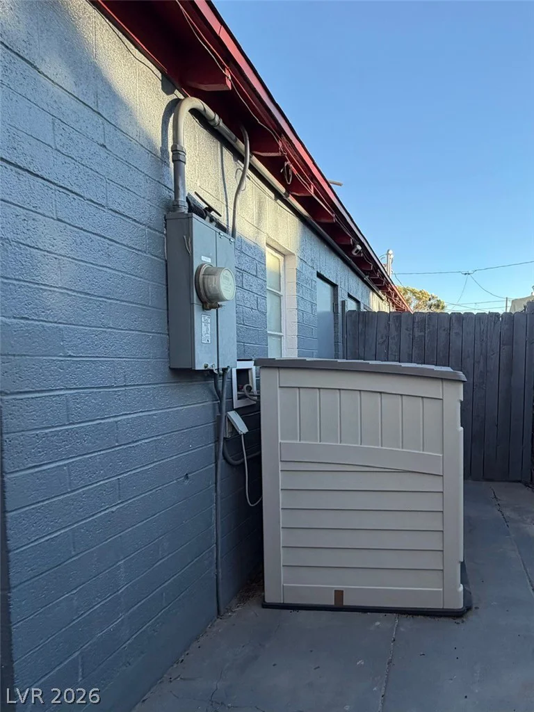 1622 Thelma, Las Vegas, NV 89104