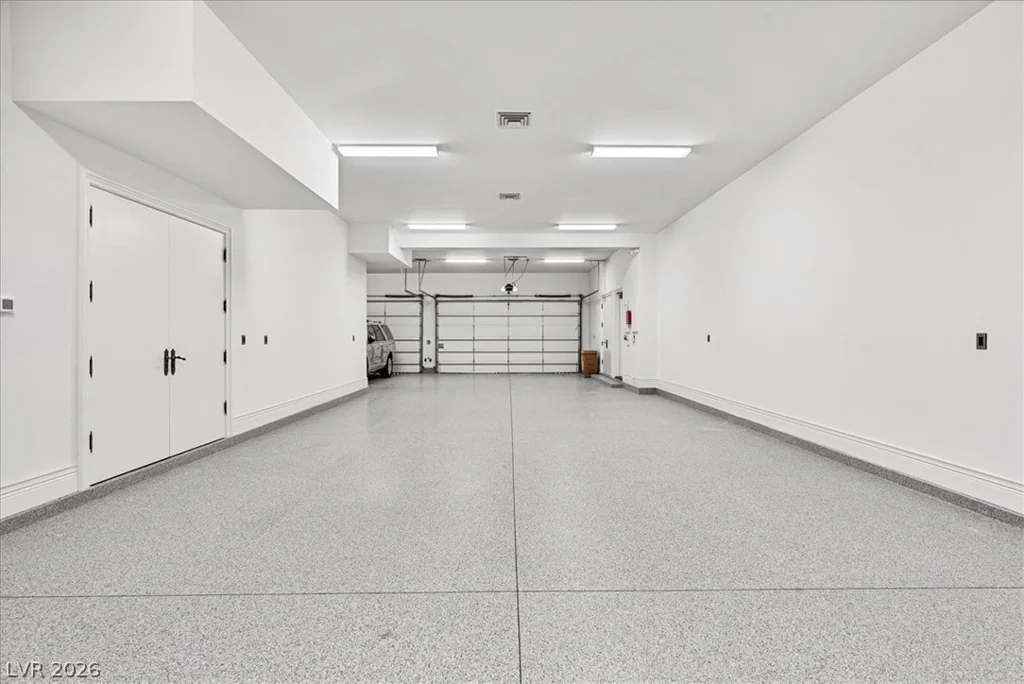 19 Eagles Landing, Las Vegas, NV 89141