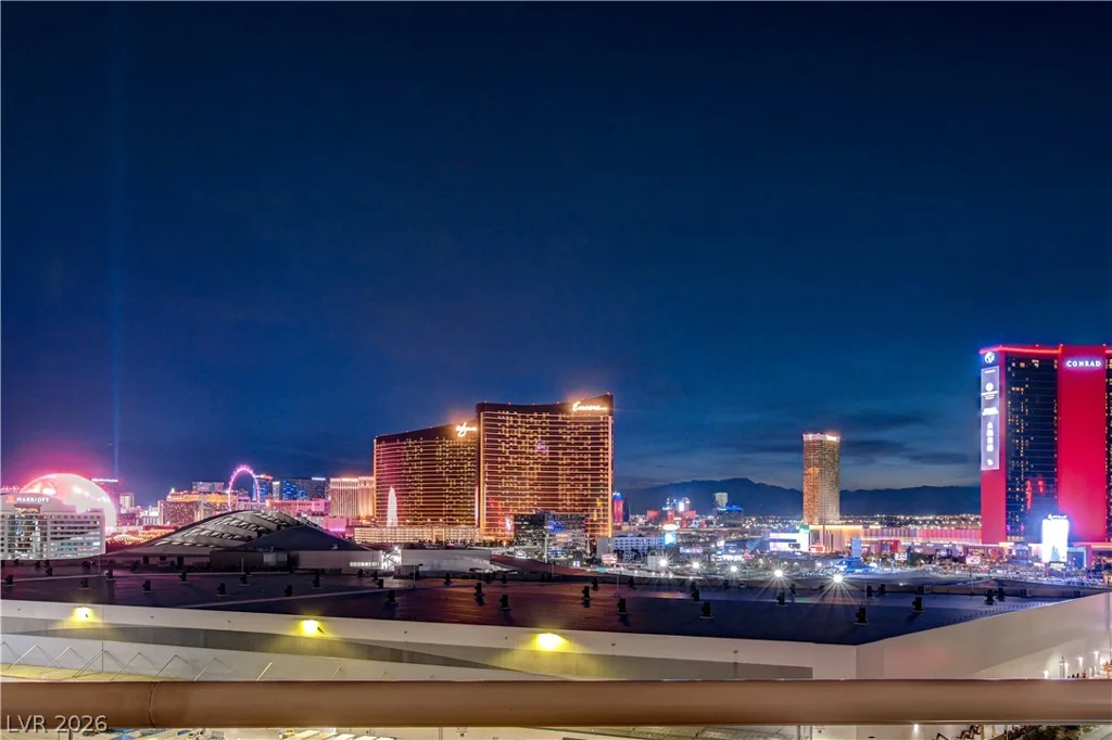 2857 Paradise, Las Vegas, NV 89109