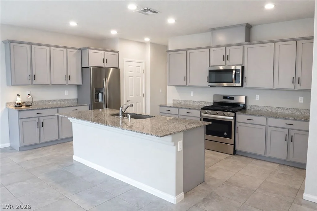 7334 Dazzle Point, North Las Vegas, NV 89084
