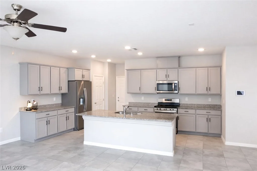 7334 Dazzle Point, North Las Vegas, NV 89084