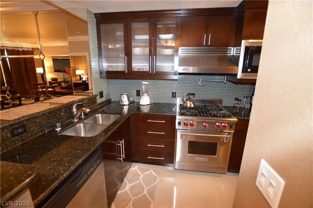 270 Flamingo, Las Vegas, NV 89169