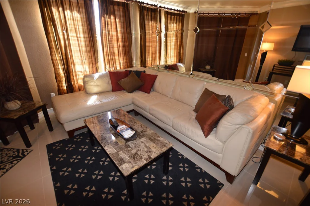 270 Flamingo, Las Vegas, NV 89169