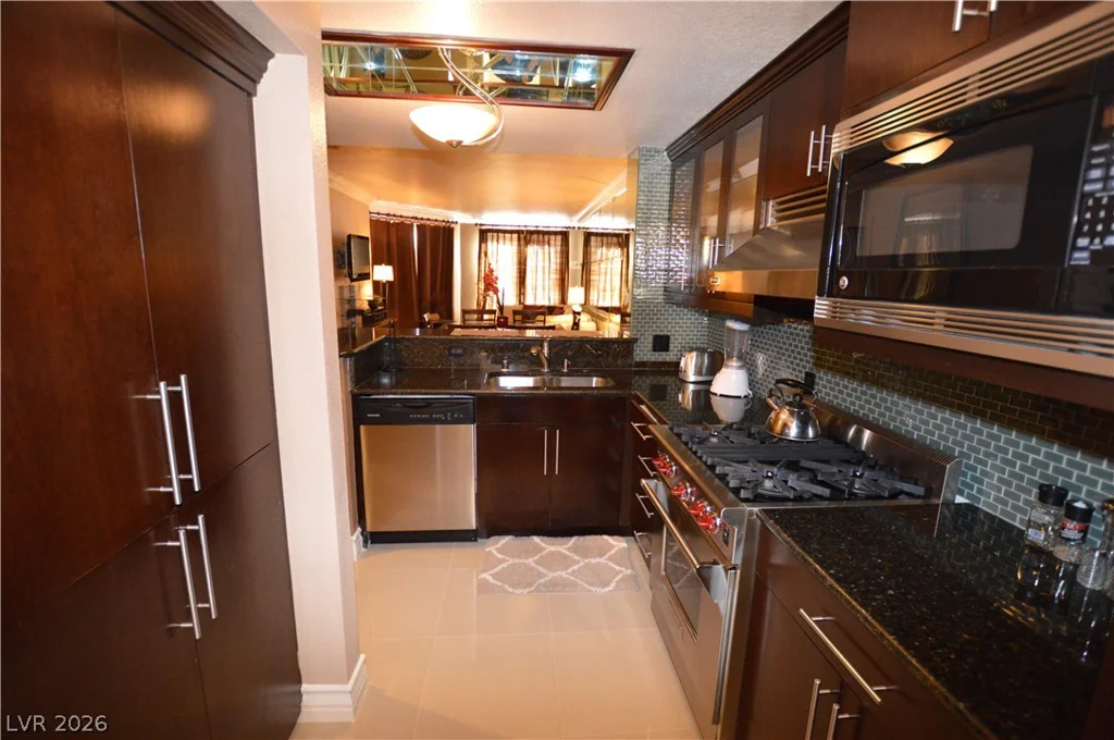 270 Flamingo, Las Vegas, NV 89169