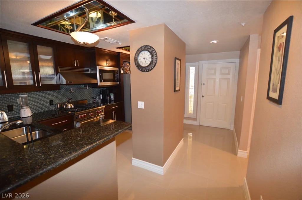 270 Flamingo, Las Vegas, NV 89169