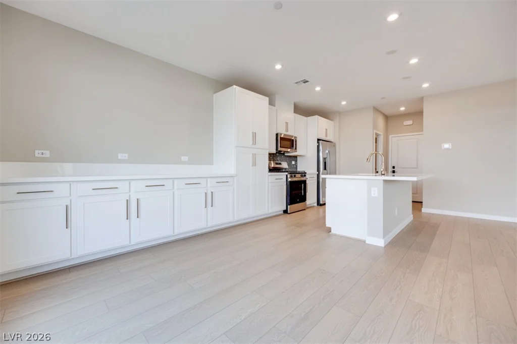 4352 Tallow Falls, Las Vegas, NV 89141