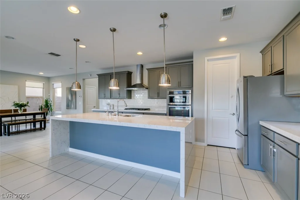 10238 Kesington, Las Vegas, NV 89135