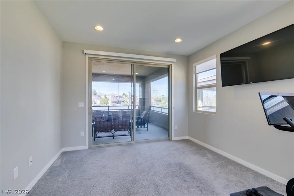 10238 Kesington, Las Vegas, NV 89135