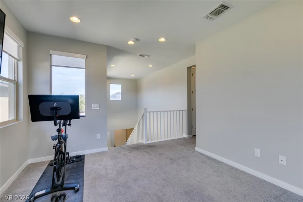 10238 Kesington, Las Vegas, NV 89135