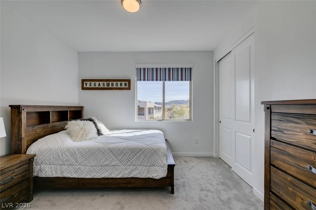10238 Kesington, Las Vegas, NV 89135