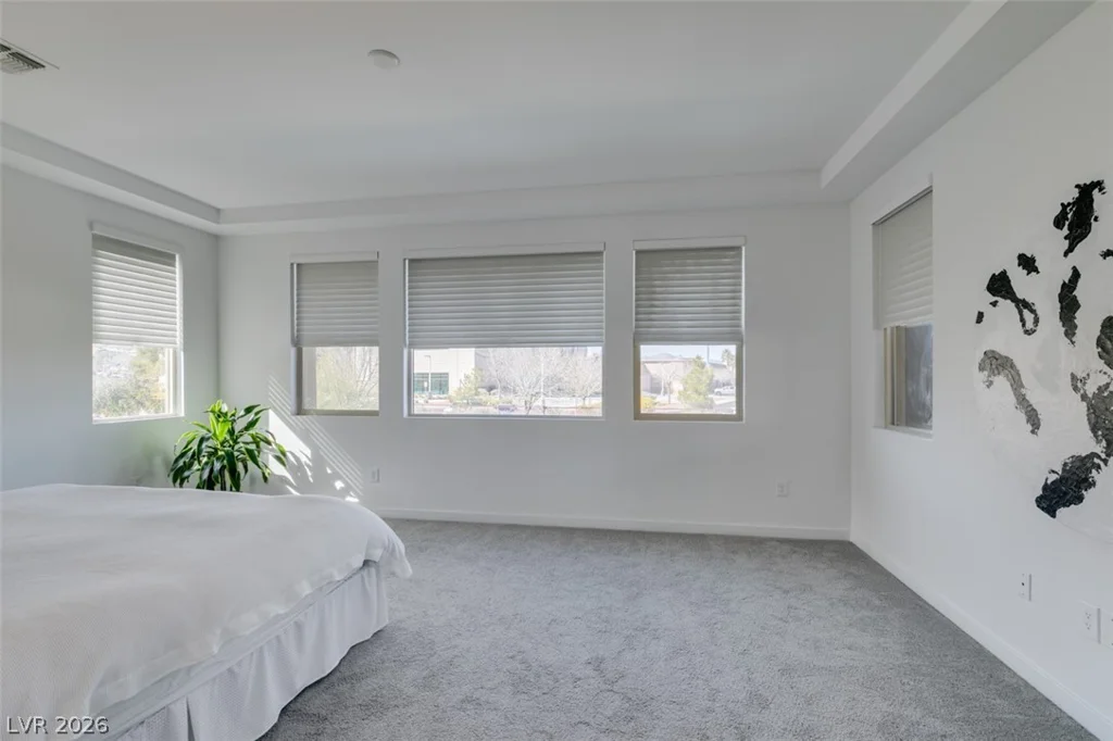 10238 Kesington, Las Vegas, NV 89135