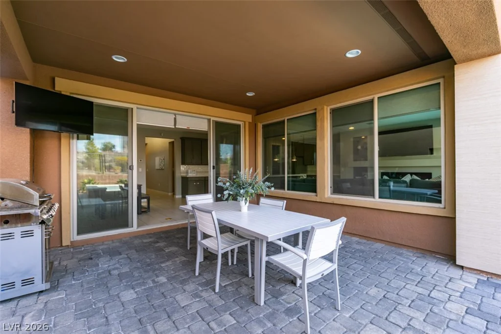 10238 Kesington, Las Vegas, NV 89135