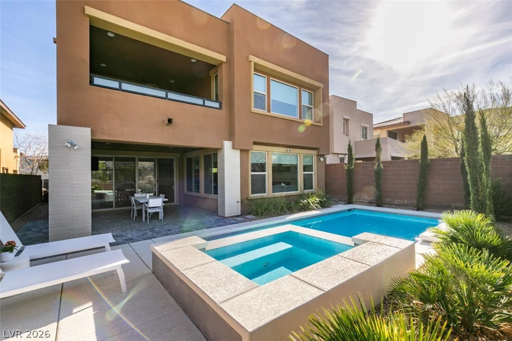 10238 Kesington, Las Vegas, NV 89135