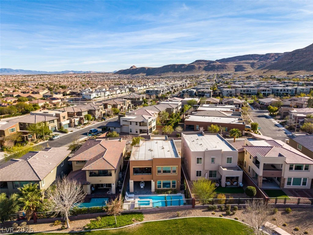 10238 Kesington, Las Vegas, NV 89135