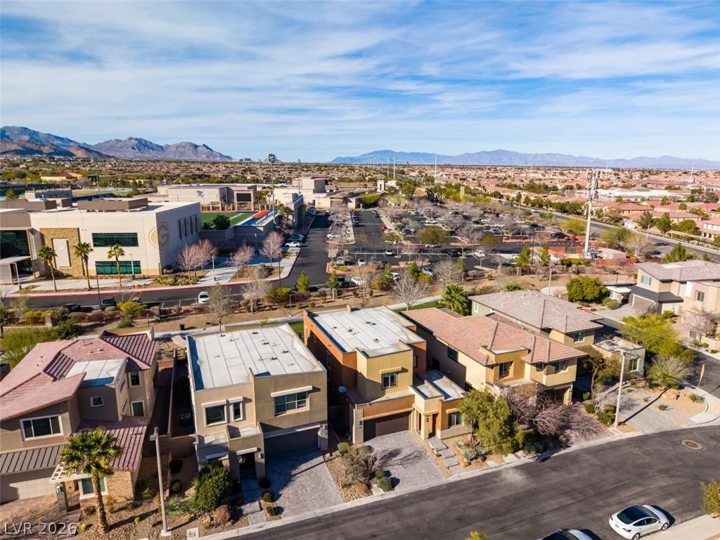 10238 Kesington, Las Vegas, NV 89135